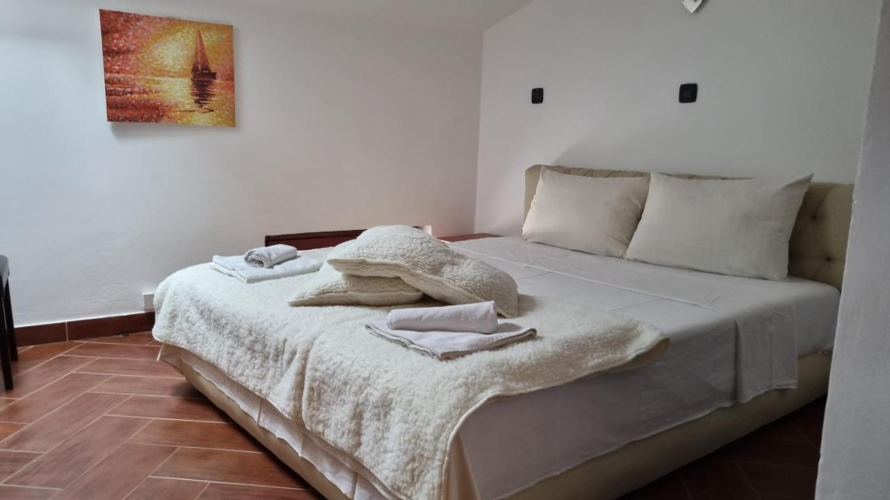 Laura Rooms Medulin Ngoại thất bức ảnh